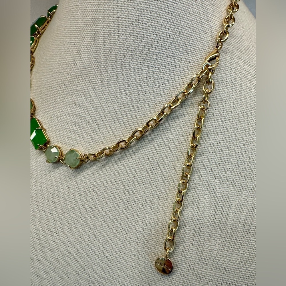 ❇️🌟 Stella & Dot Emerald Green Crystal & Gold Tone Statement Bib Necklace - Picture 5 of 6